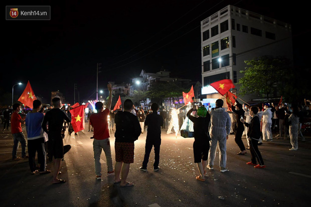 Hải Dương dỡ cách ly xã hội, người dân Chí Linh vui mừng hò reo sau 34 ngày chiến đấu với Covid-19-16