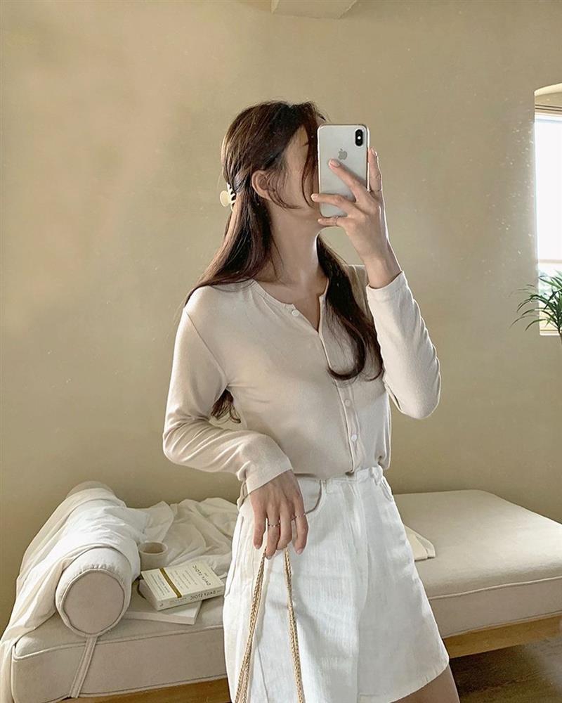 Làm mới loạt items cũ trong tủ đồ bằng 12 công thức mix&match xinh tươi, trendy của hội gái Hàn-3