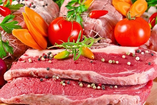 Mẹo khử mùi hôi các loại thịt sống cần biết