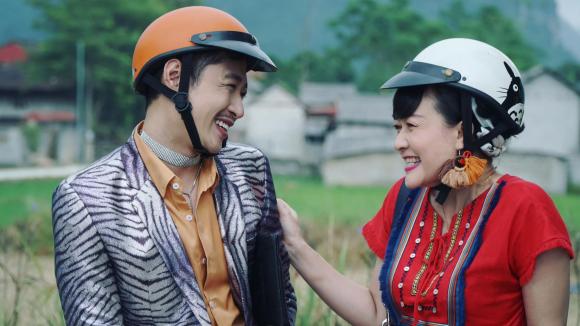 Hình ảnh và cuộc sống ngoại đời khác biệt của Hải bóng bẩy Mạnh Hưng trong Hướng dương ngược nắng-1