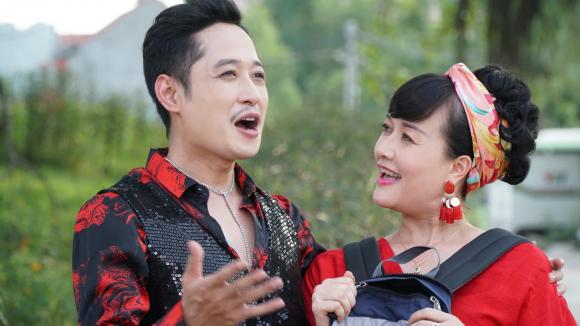 Hình ảnh và cuộc sống ngoại đời khác biệt của Hải bóng bẩy Mạnh Hưng trong Hướng dương ngược nắng-3