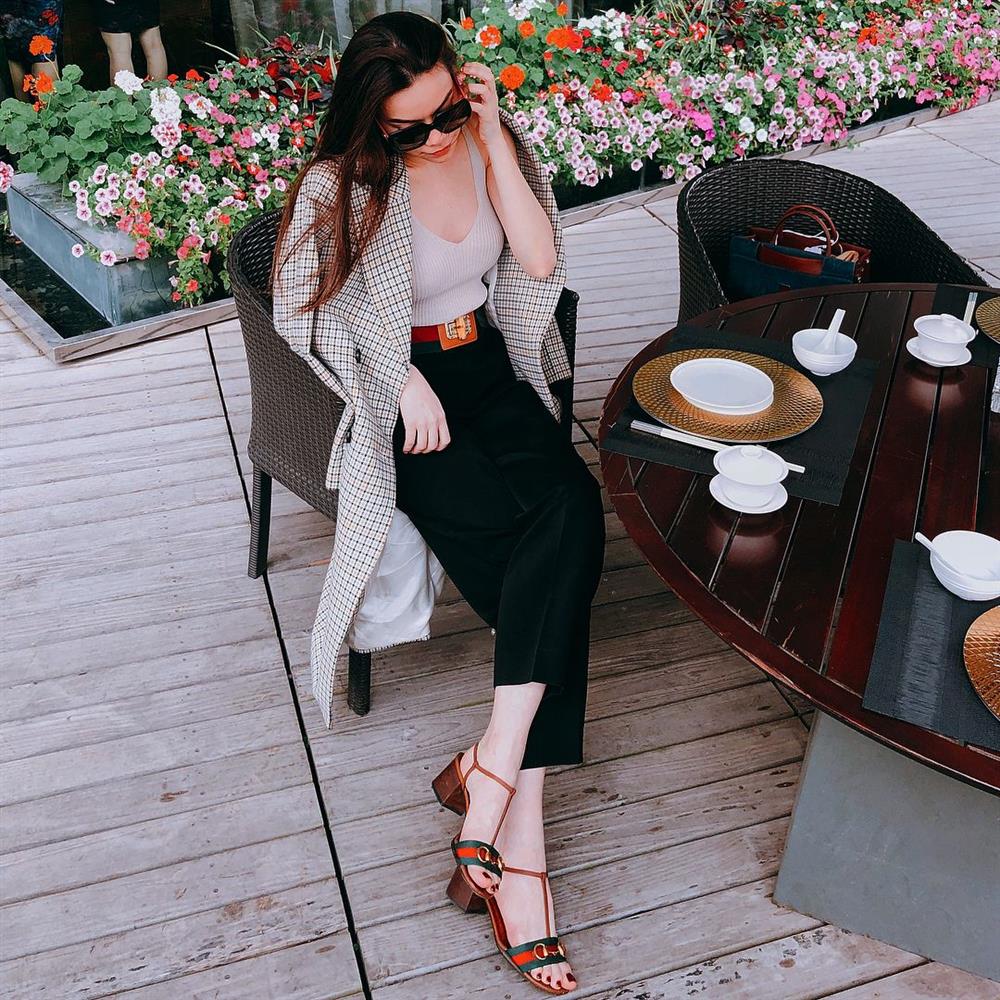 Dáng chuẩn người mẫu, cân được muôn kiểu quần dài nhưng chân ái thực sự của Hồ Ngọc Hà chỉ có 4 kiểu sau-16