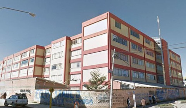 Đứng chen chỗ, 7 sinh viên ngã từ tầng 4 xuống tử vong do lan can bất ngờ bị đổ, khung cảnh hiện trường khiến ai cũng thót tim-6