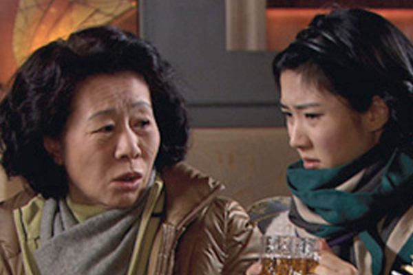 Lần đầu tiên về quê chồng, tôi chê ỏng chê eo món ăn mẹ chồng nấu không ngon nhưng rồi lại phải bật khóc khi thức dậy đi vệ sinh lúc nửa đêm-1