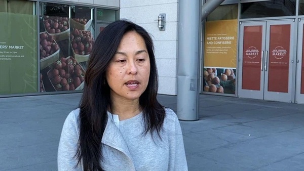 Năm Covid thứ 2 tại Mỹ: Nỗi ám ảnh đeo bám 3 cha con gốc Á suýt bị đâm tới chết vì sự kỳ thị giữa đại dịch-2