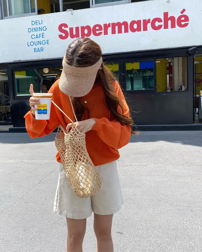 Học lỏm 4 công thức phối màu chuẩn đét, mix bừa cũng có outfit đỉnh như fashionista!-12