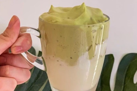 Vừa mê matcha lại nghiện cà phê: Chị em phải thử pha ngay món đồ uống 2 trong 1 thích mê này