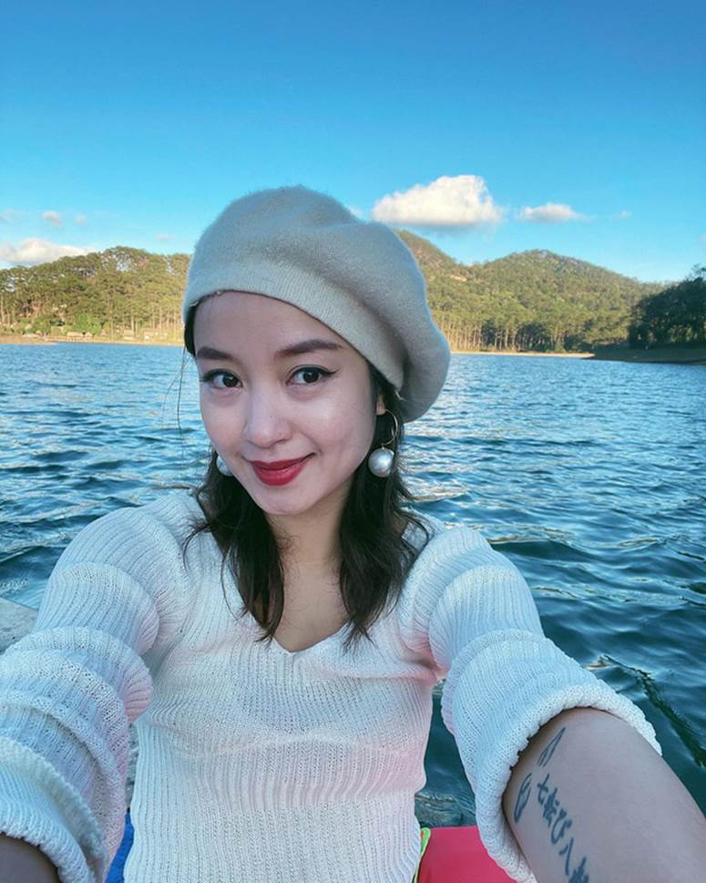 Xuýt xoa không thôi với loạt ảnh du lịch cực chill của Mi Vân: Style đơn giản nhưng nhan sắc mẹ bỉm vẫn đỉnh quá!-3