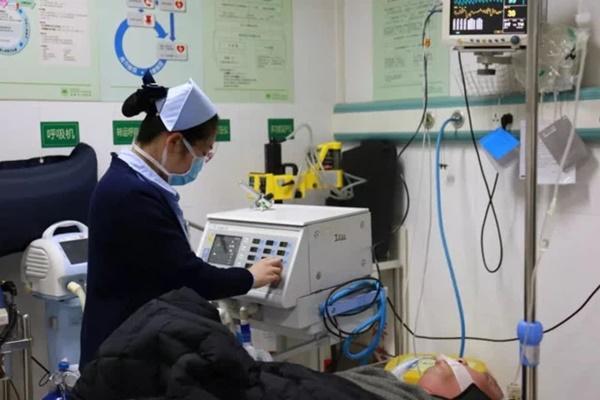 Người đàn ông 47 tuổi qua đời vì ung thư gan dù suốt đời không uống rượu, hút thuốc, bác sĩ tiếc nuối: sinh nghề tử nghiệp-1