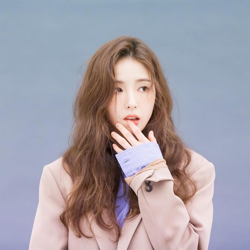 5 kiểu tóc sao Hàn 30+ đang kết thân để trông trẻ như gái đôi mươi, vẻ sang - xịn - mịn thì khỏi bàn cãi-11