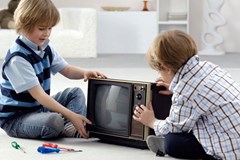 Trẻ có 3 hành vi “khó ưa” dưới đây thường rất thông minh với chỉ số IQ cao, cha mẹ không nên vùi dập