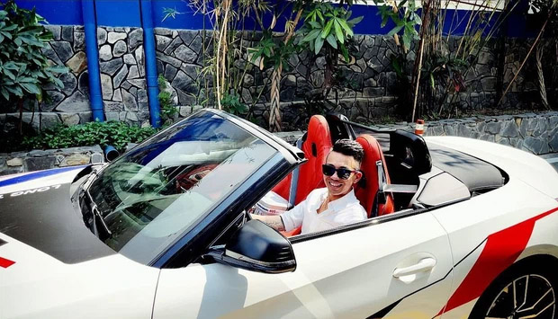 Minh Nhựa và Cường Đô La hẹn nhau đi cafe tám chuyện, nghe lỏm” mới hiểu người giàu trăn trở gì-1