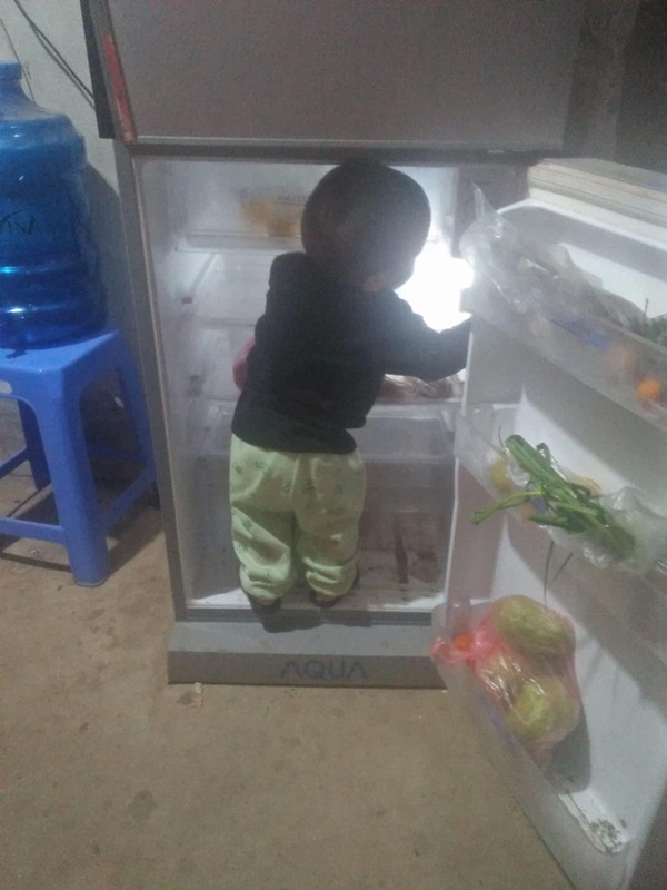 Mẹ trẻ lên mạng cầu cứu vì con tối ngày mở tủ lạnh, ngờ đâu nhiều nhà còn chịu cảnh khủng khiếp hơn mà chỉ biết bó tay bất lực-5