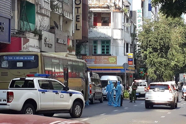 TP.HCM phong tỏa khách sạn liên quan 35 người nghi nhập cảnh trái phép-2