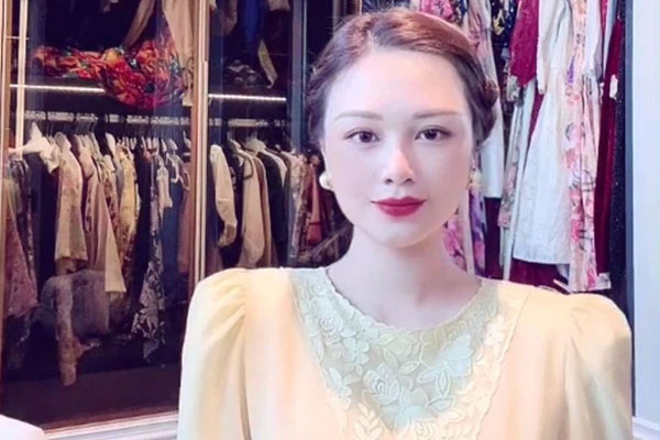 Nhà của phu nhân penthouse Anan Nguyễn nổi tiếng TikTok hoành tráng tới cỡ nào?-15