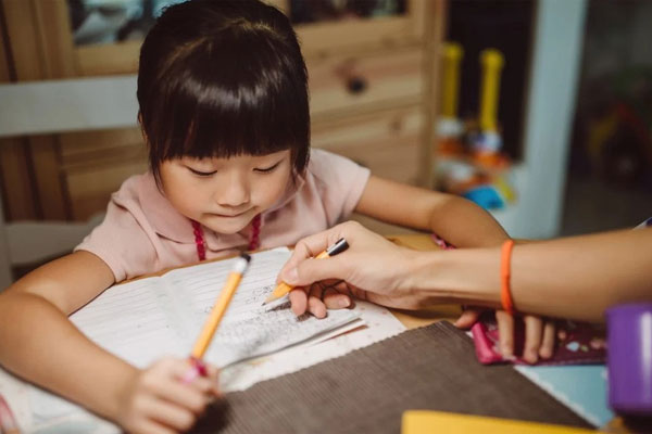 Giám khảo Siêu Trí Tuệ: Mỗi năm tôi thi lại ít nhất là 2 môn, không năm nào thoát khỏi môn tiếng Anh-4