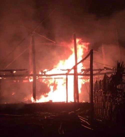 Xin tiền mẹ không được, con trai châm lửa đốt nhà-1