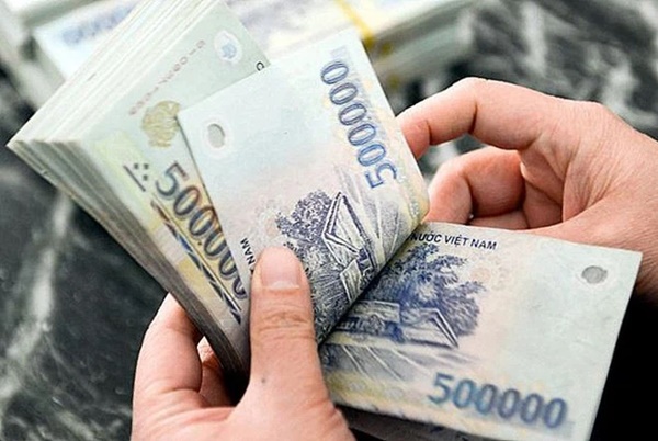 Chồng đòi cả nhà tiêu xài bằng tiền lương của vợ, lương mình biếu hết cho bố mẹ đẻ vì 1 lý do khiến dân mạng phẫn nộ hết sức!-2