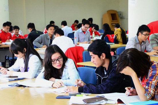Sinh viên một số trường tại Hà Nội sẽ đi học trở lại vào ngày 8/3