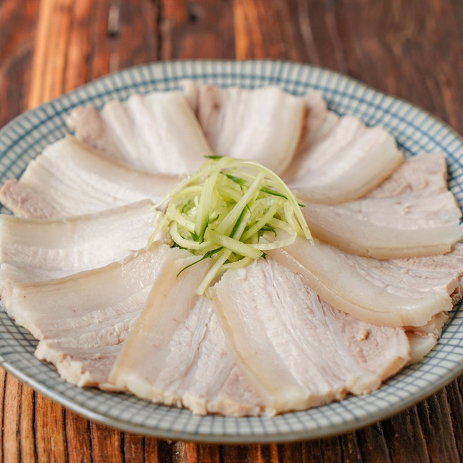 Bí quyết nâng cấp cả giao diện lẫn hương vị cho món thịt luộc: Hội ăn kiêng nên cân nhắc vì đây là món ăn đánh thức cơn thèm cơm!-3