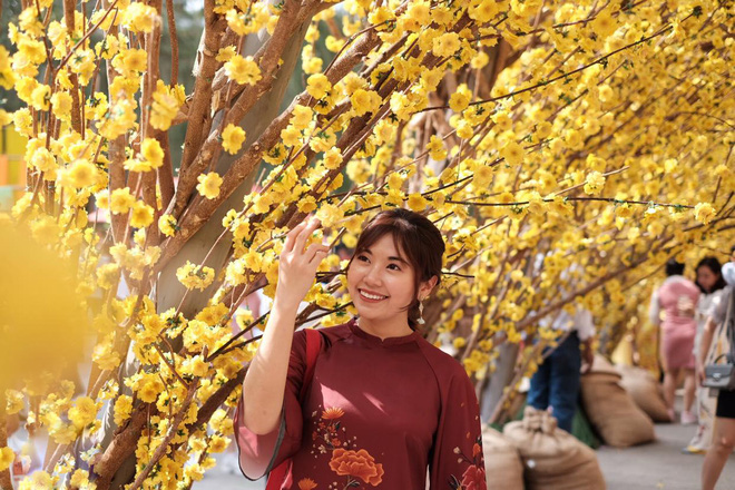 Nữ bác sĩ được tiêm vắc xin ngừa Covid-19 đầu tiên tại TP.HCM: Đây là món quà 8/3 ý nghĩa nhất mà mình nhận được”-3