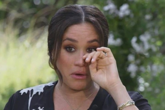 Meghan Markle bật khóc thừa nhận từng tìm đến cái chết khi ở với gia đình chồng: 