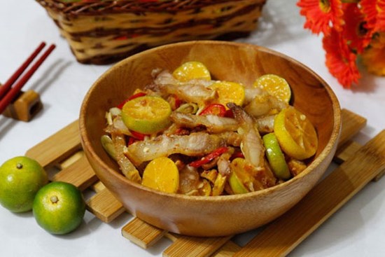 Cách làm món ba chỉ lắc khiến chị em 'phát cuồng'