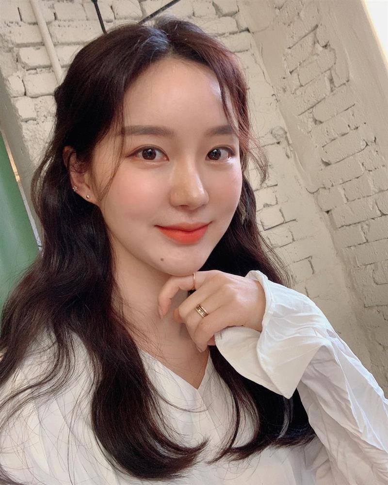 Gợi ý 5 kiểu tóc cho chị em diện mạo long lanh, chanh sả nhất để đi hẹn hò mùng 8/3-2