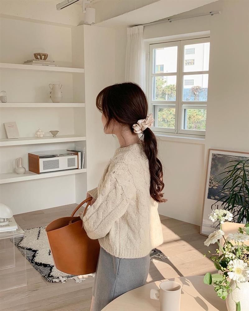 Gợi ý 5 kiểu tóc cho chị em diện mạo long lanh, chanh sả nhất để đi hẹn hò mùng 8/3-6