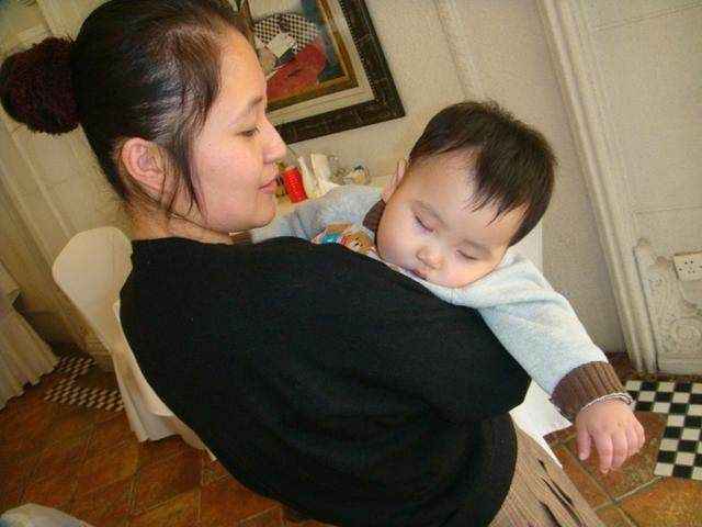 Mẹ chồng tai quái không chịu thêm tên con dâu vào giấy chứng nhận bất động sản, chồng tôi nói một câu khiến bà á khẩu, không thể không đồng ý-3