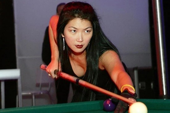 Nữ cơ thủ bi-a người Mỹ gốc Hàn bị ung thư buồng trứng, nếu thuộc nhóm người này bạn cũng nên cẩn thận