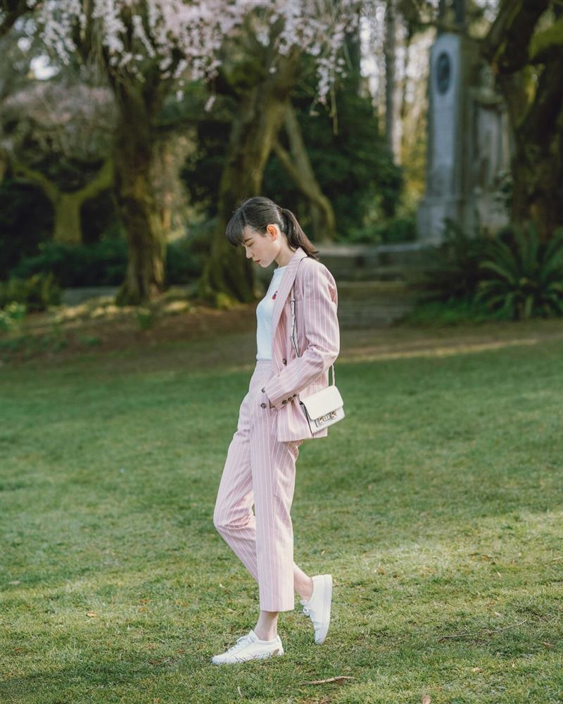 7 chiêu hack chân dài đỉnh cao mà các nhà thiết kế vẫn luôn khuyên nàng thấp bé nên diện càng sớm càng tốt-8