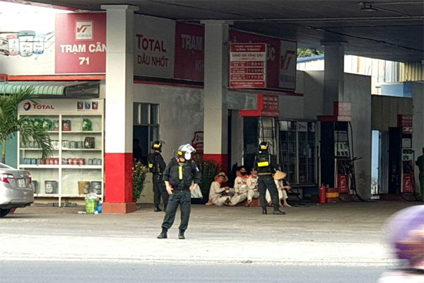 34 trạm y tế bất ngờ ngưng khám chữa bệnh bảo hiểm, TP.HCM họp khẩn cấp-3