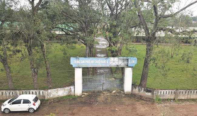 Vụ thần y Võ Hoàng Yên: Các clip triệu view nổi như cồn chỉ là dàn dựng, chữa bệnh miễn phí nhưng phải mua vé tiền triệu mới gặp được thầy?-3