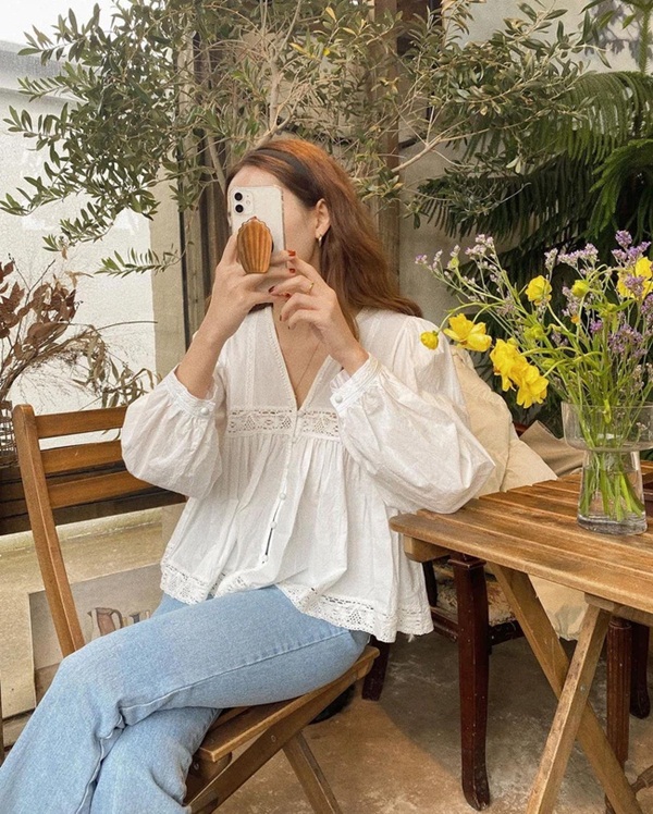 12 cách lên đồ nhẹ nhàng và trẻ xinh, quan trọng là thích hợp diện những ngày thời tiết nồm ẩm-6