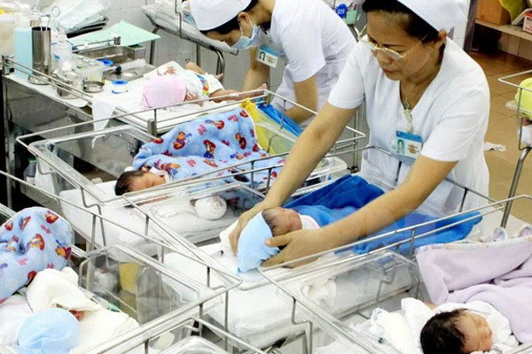 Một bệnh nhân khám BHYT đến 80 lần trong hơn 2 tháng-2