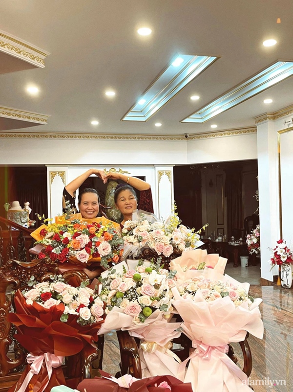 Cô dâu xinh như hoa hậu với dàn xe rước dâu trị giá 50 tỷ: Vợ thích ăn lẩu, chồng mở cả chuỗi nhà hàng, mẹ chồng luôn khen con dâu vì một điều đặc biệt!-11