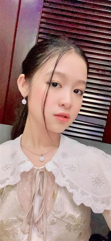 Cô bé Hoa khôi nhí Tây đô 13 tuổi mua chung cư cao cấp cả tỷ đồng ở Sài Gòn tặng mẹ-4