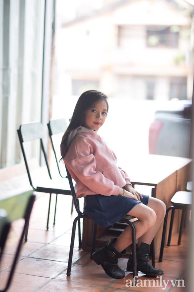 Hoa hậu nhí Việt Nam hơn 8 tuổi đã sở hữu đôi chân thon dài, mẹ tiết lộ món thức uống không thể thiếu của bé mỗi ngày để tăng chiều cao-6