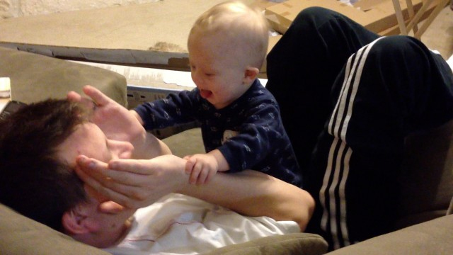 Muốn trẻ lớn lên tự tin và có chỉ số IQ vượt trội, hãy giúp con chơi với bố càng nhiều càng tốt-5