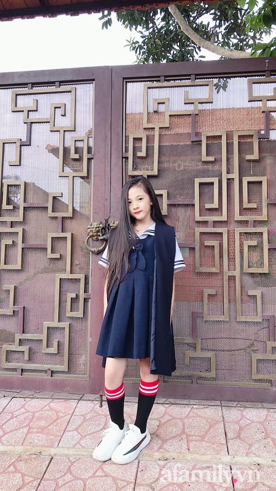 Hoa hậu nhí Việt Nam hơn 8 tuổi đã sở hữu đôi chân thon dài, mẹ tiết lộ món thức uống không thể thiếu của bé mỗi ngày để tăng chiều cao-17