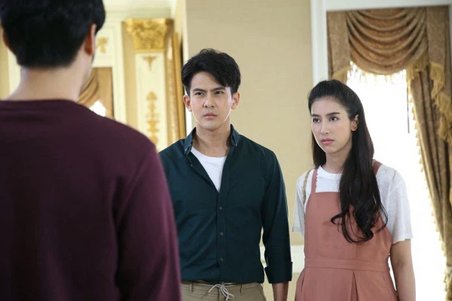 Tức ứa nước mắt khi biết số tiền lương mà anh trai đưa cho chị dâu mỗi tháng-1