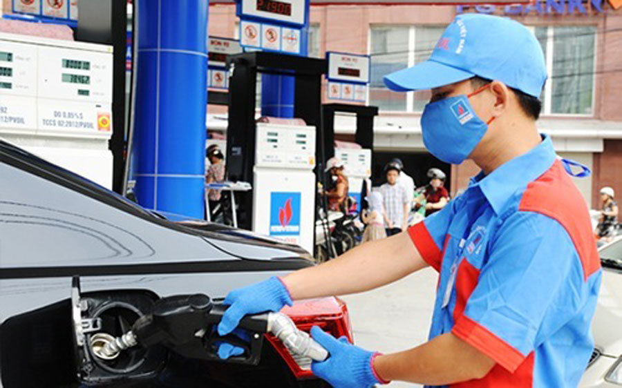 Giá xăng sẽ lại tăng mạnh, lên mức kỷ lục mới-1