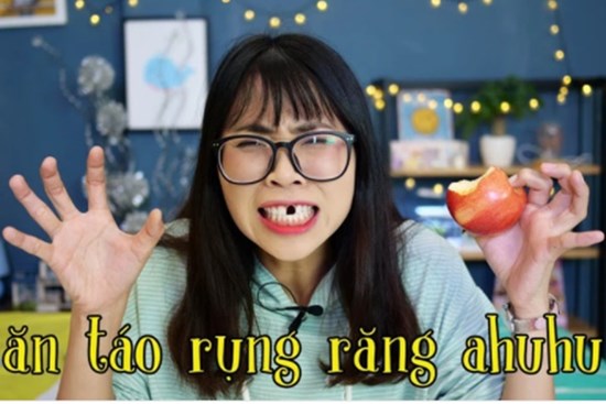 Không chỉ những clip của Thơ Nguyễn ảnh hưởng xấu tới trẻ, nếu bố mẹ vẫn làm điều này với thế hệ Alpha thì còn độc hại gấp nghìn lần