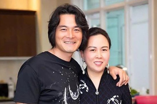 Ông xã Phượng Chanel thường xuyên khoe con gái trên MXH nhưng lại tinh ý làm điều này nên được dân tình khen ngợi