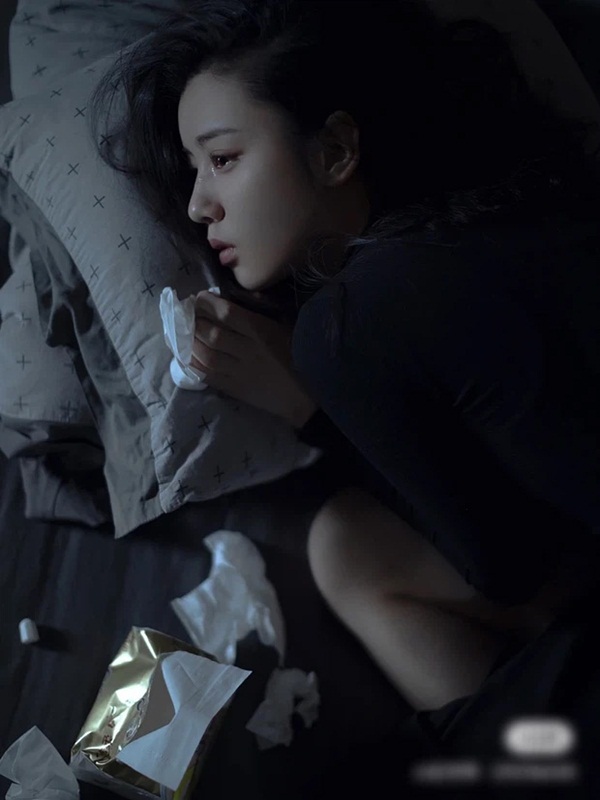 Ao ước nhảy khỏi toà nhà của người phụ nữ giỏi giang hé lộ những đau đớn phía sau niềm hạnh phúc của một bà mẹ-7