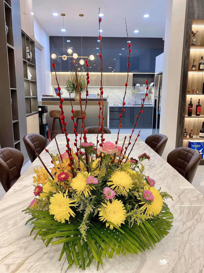 Con trai 31 tuổi xây nhà 7 tỷ tặng bố mẹ, vị trí đắc địa vừa sát sông vừa gần biển, lại có view cả 4 mặt-7