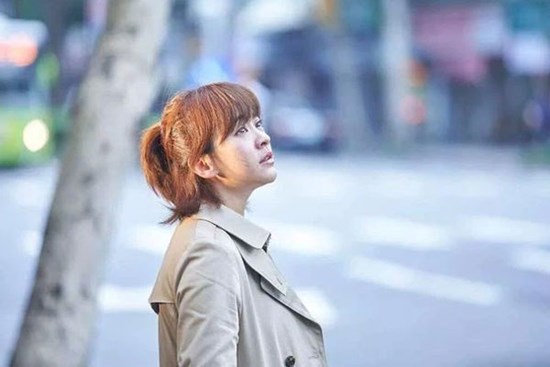 Tới nhà anh trai chơi, nhìn tủ giày của chị dâu mà tôi hoảng sợ
