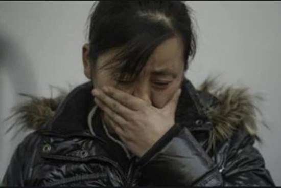 “Mẹ xấu như vậy còn đẻ con ra làm gì?