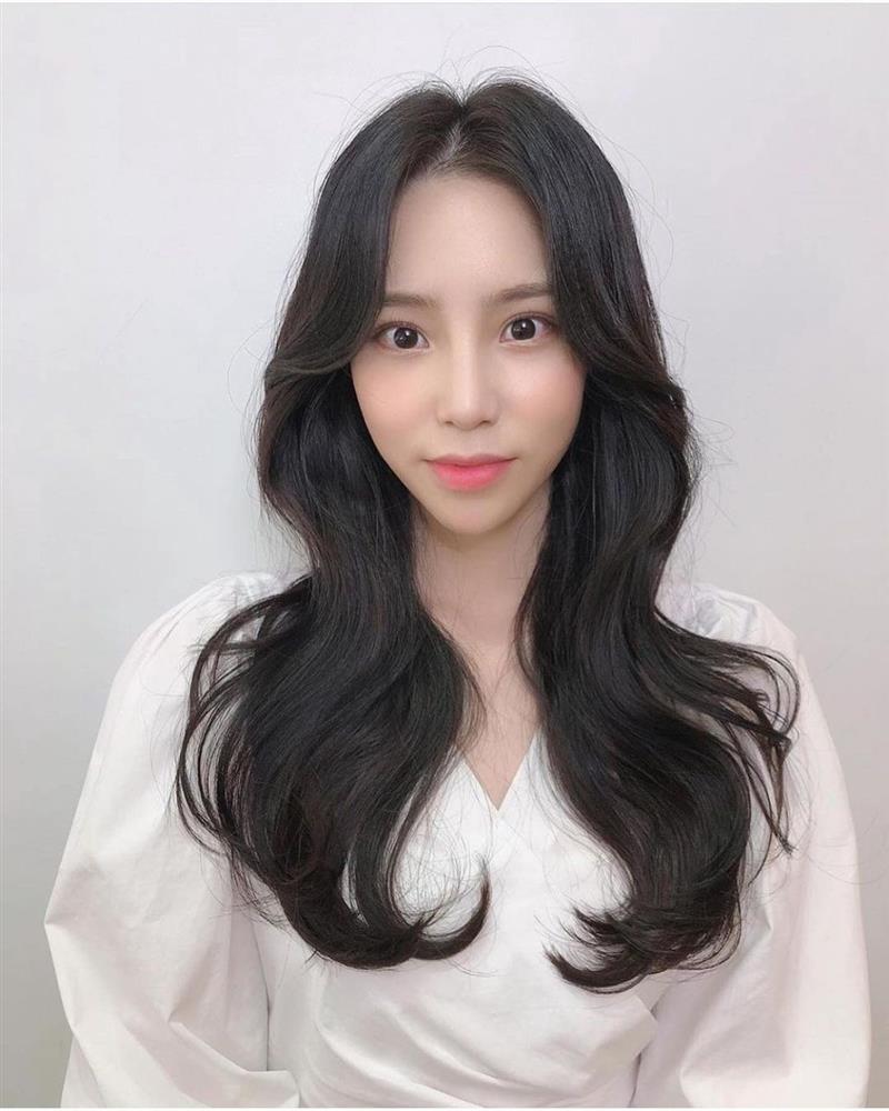 5 kiểu tóc siêu nhẹ đầu và còn nhân đôi vẻ sành điệu, hoàn hảo để chị em cắt cho mùa Xuân/Hè-10